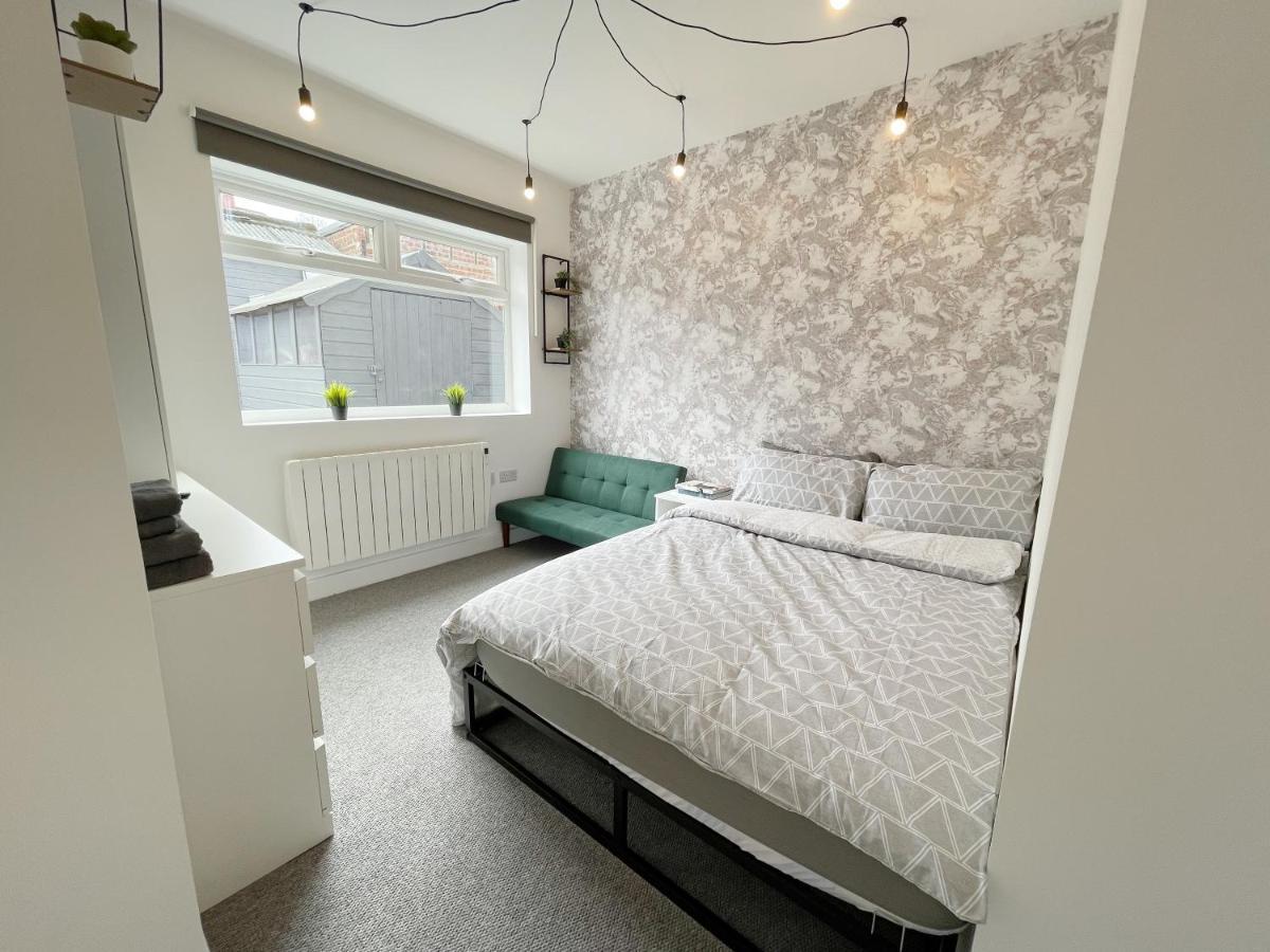 Cosy Bright Studio Apartment Close To Wembley Stadium Лондон Экстерьер фото