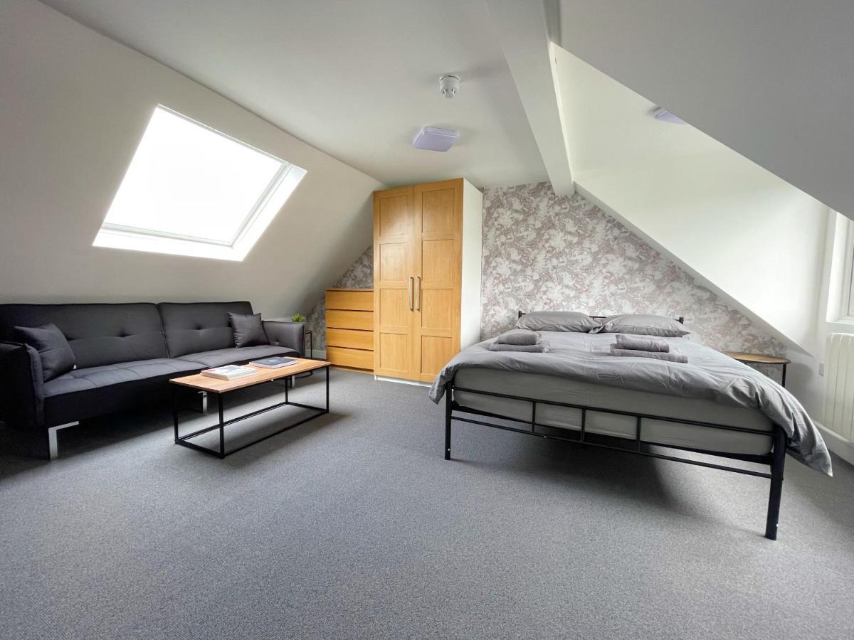 Cosy Bright Studio Apartment Close To Wembley Stadium Лондон Экстерьер фото